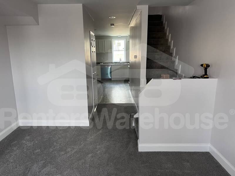 607 S Bentalou St - Photo 3 of 14