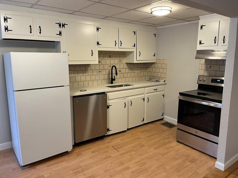 183 Union St - Photo 2 of 10