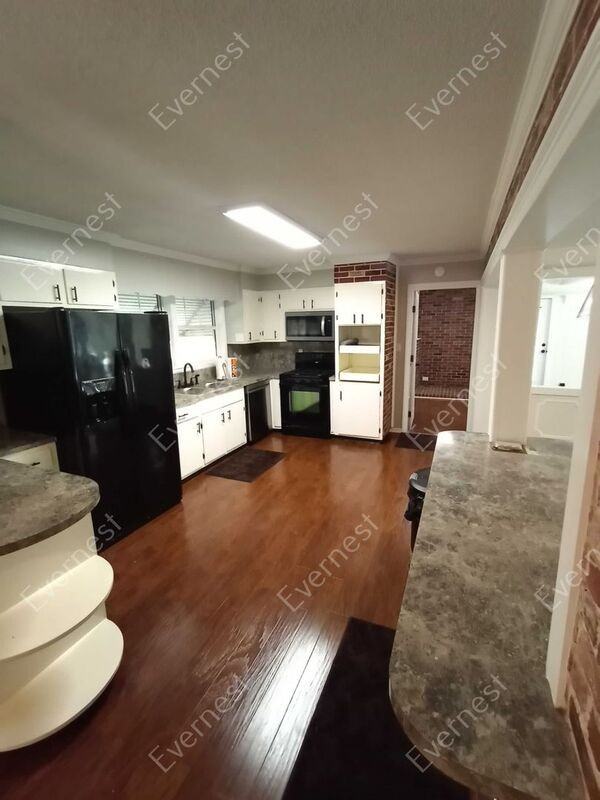 188 3rd St Nw - Photo 2 of 19