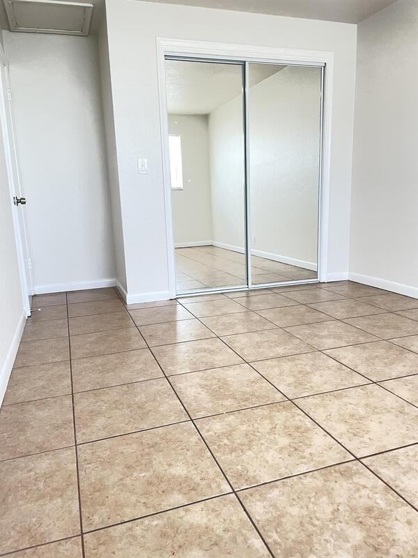 1540 West Blue Heron Boulevard, Riviera Beach, FL 33404 - Photo 3 of 20