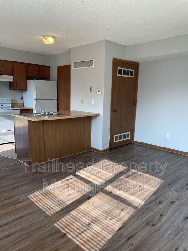 8704 Nw 82nd Ter #B - Photo 5 of 14