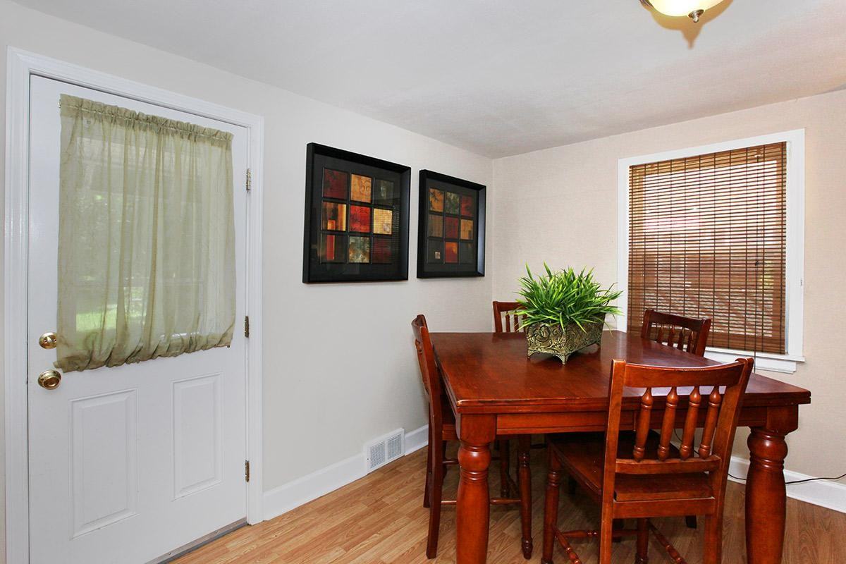 Crestwood Townhomes - Photo 3 of 20