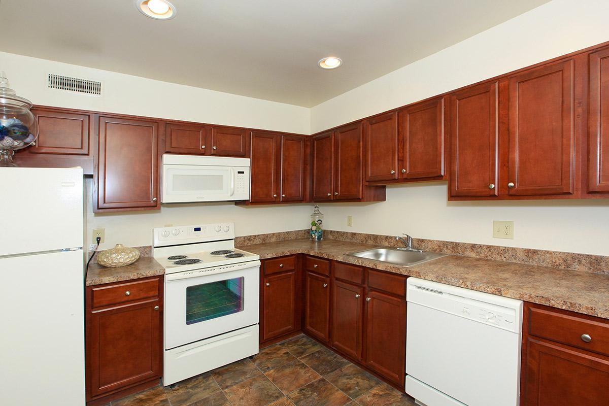 Kensington Club - Photo 2 of 50