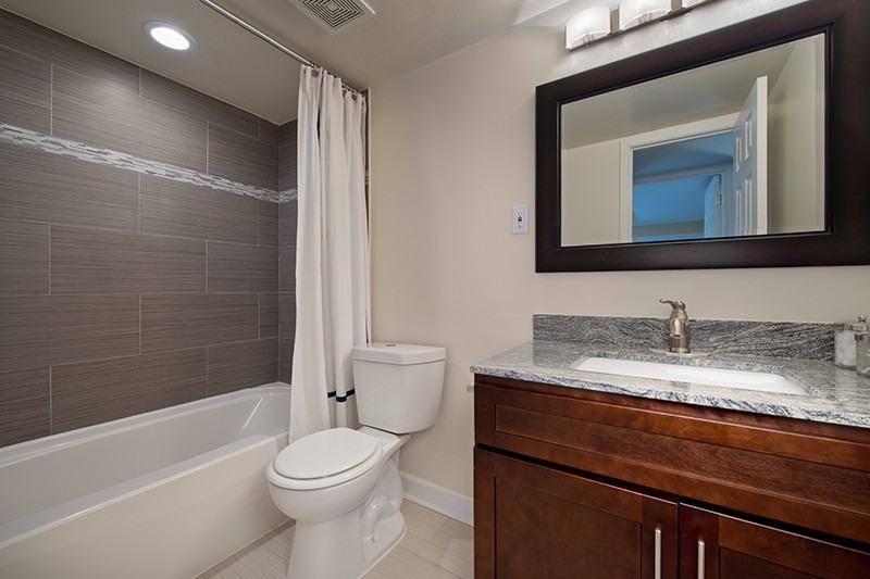 Crystal Woods - Photo 7 of 35