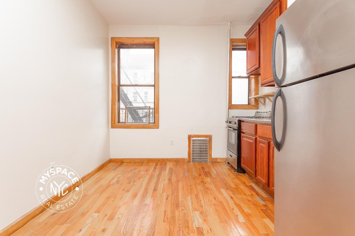 170 New York Ave #9a