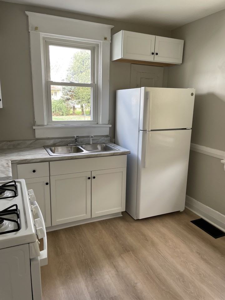 323 8th Ave #NA - Photo 2 of 16