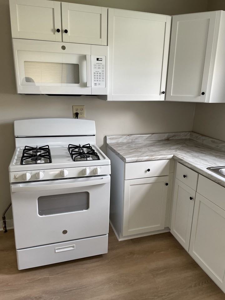 323 8th Ave #NA - Photo 3 of 16