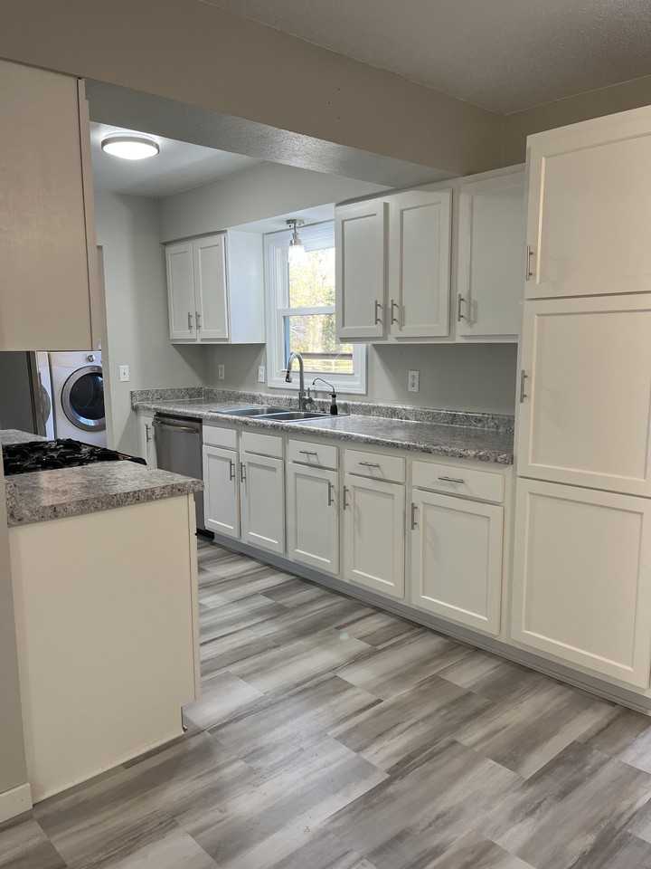 6735 Pelton Dr #NA - Photo 3 of 7