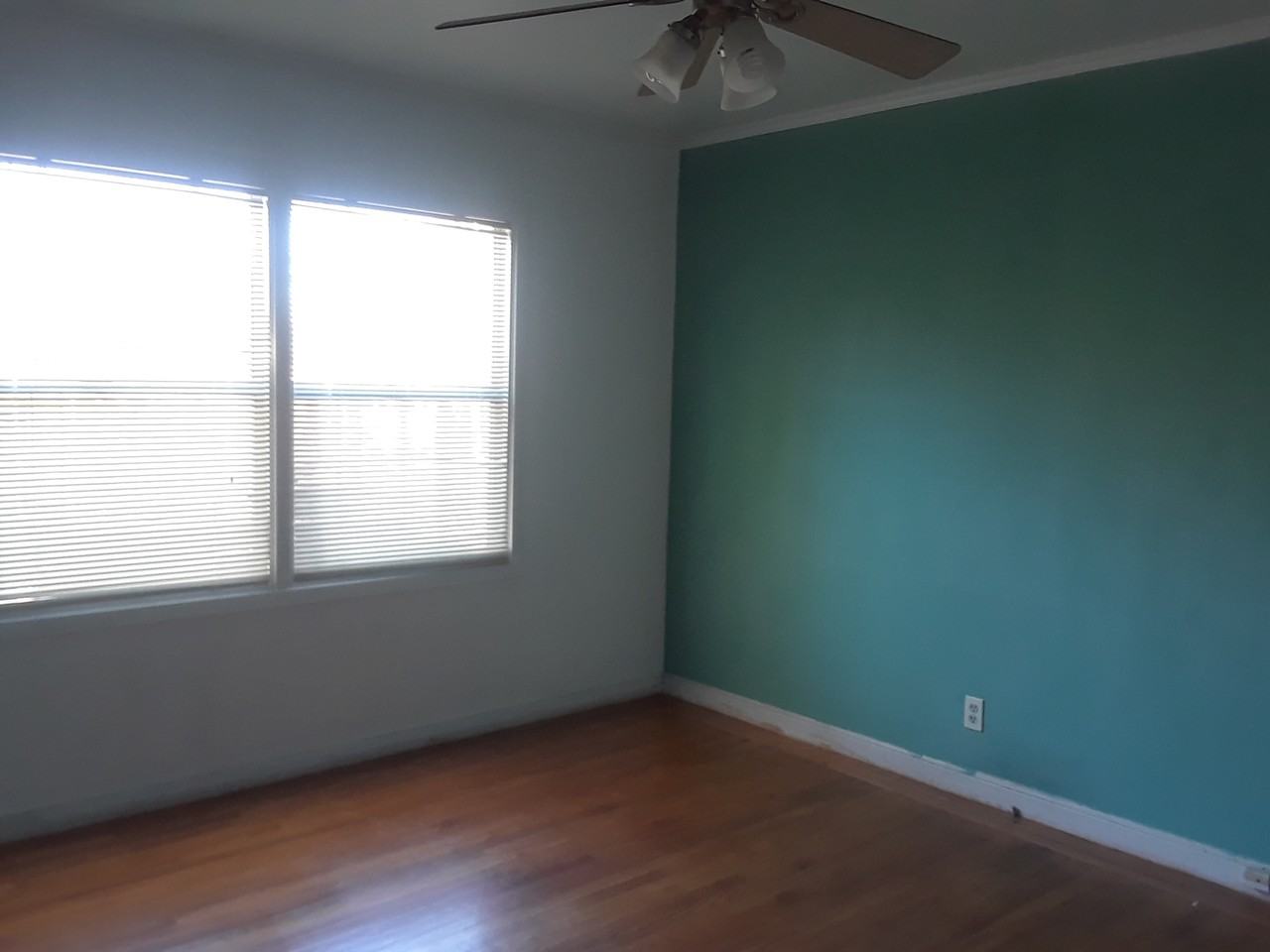 2056 Pulgas Ave #NA - Photo 2 of 3