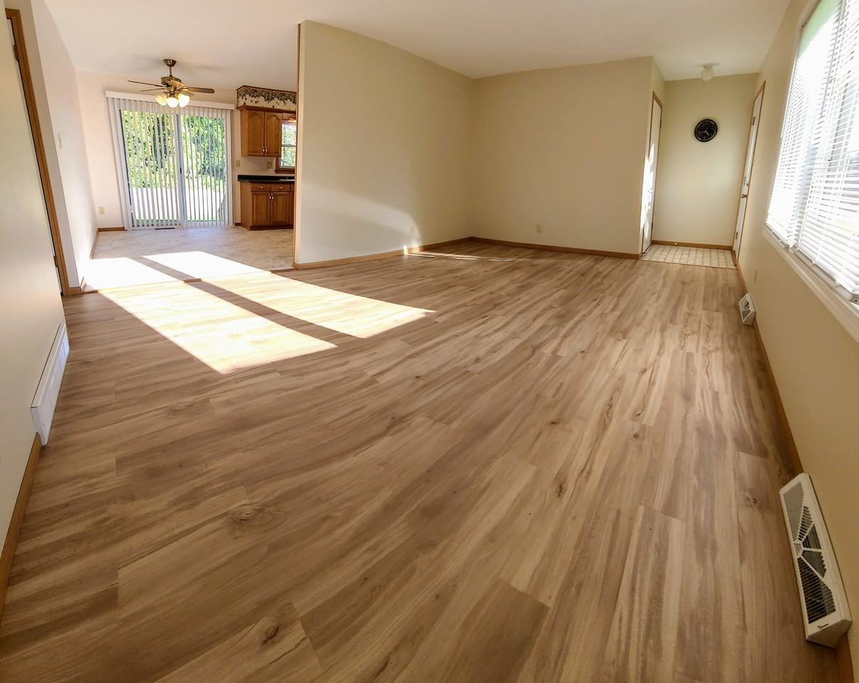 W240N6474 Ash St #NA - Photo 2 of 13