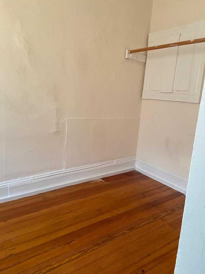 116 Rennell St 3rd Fl #116-3rdFL - Photo 3 of 13