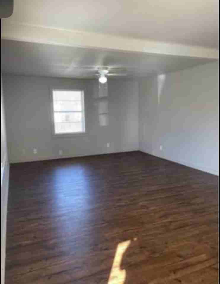 708 N 6th St #1 - Photo 3 of 11