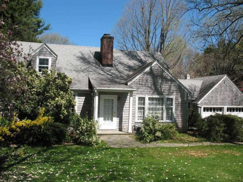 7 Halstead Rd - Photo 2 of 23