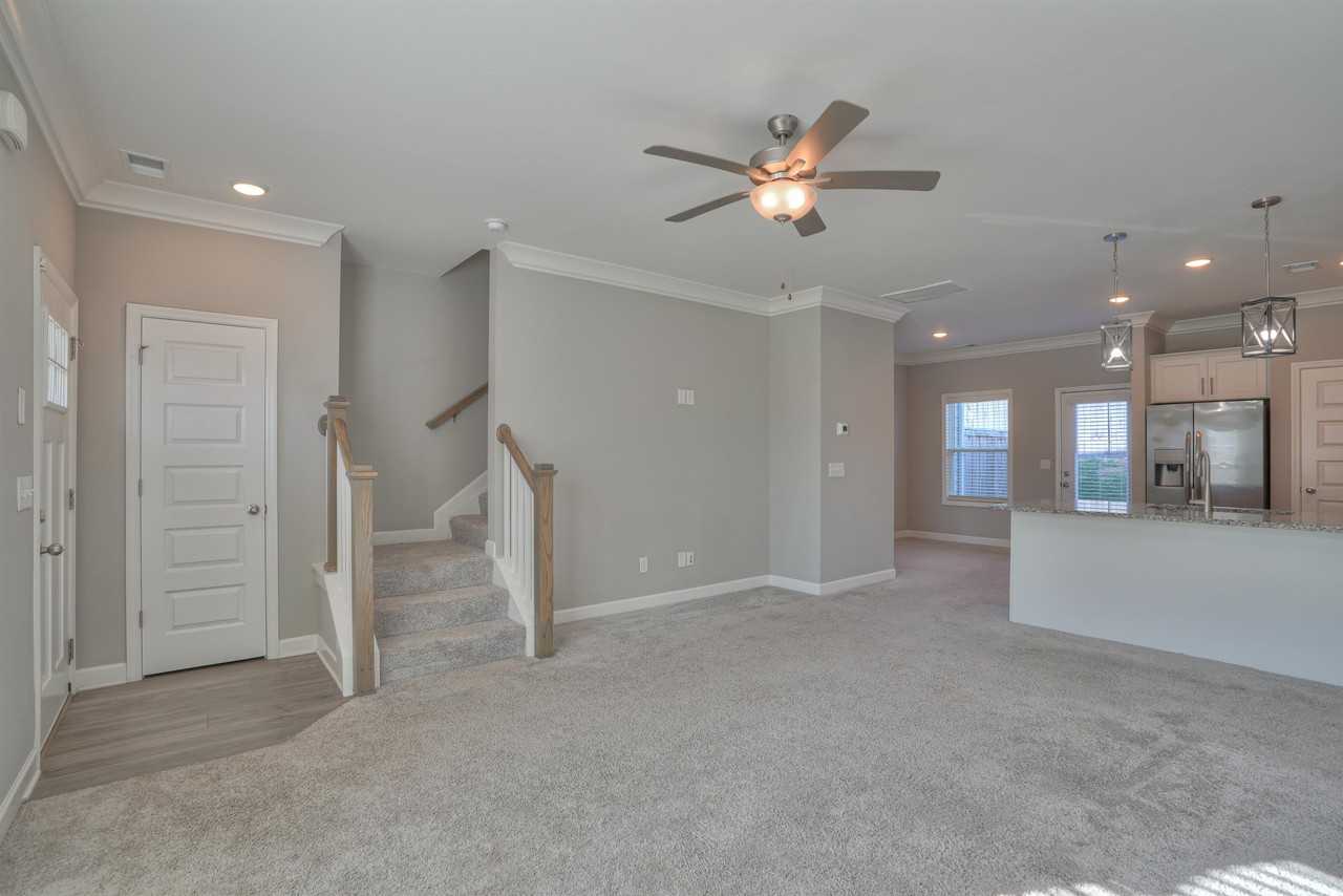 212 Mansfield Dr #1 - Photo 3 of 12