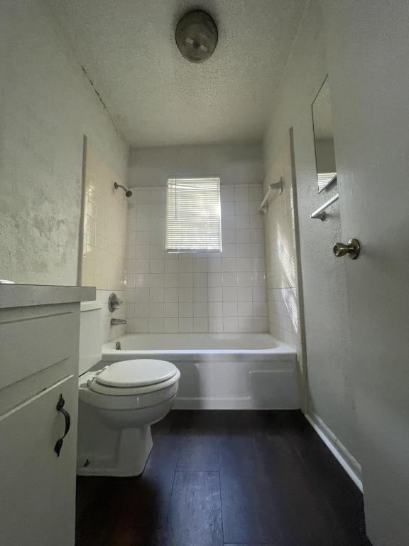 1208 Urbantke Ct - Photo 5 of 5