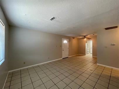 3807 Biltmore Dr - Photo 3 of 14