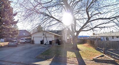 8120 Ames Way - Photo 2 of 11