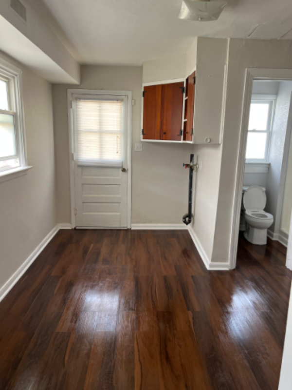 5973 Monaco Ct - Photo 3 of 33