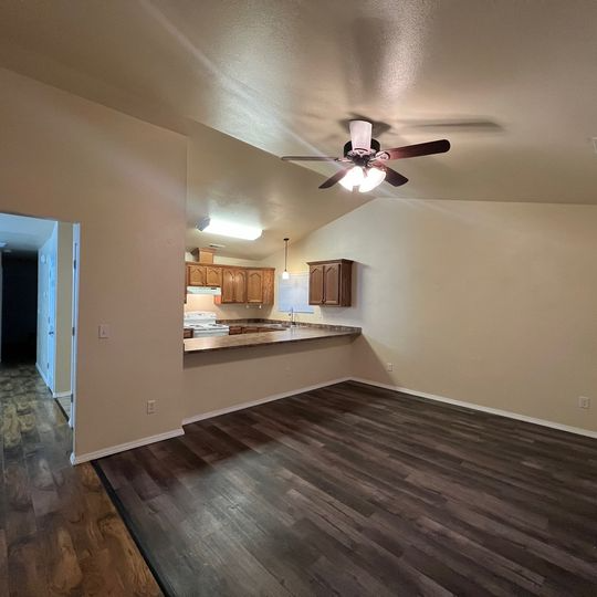 50 Samantha Ct #2 - Photo 3 of 19