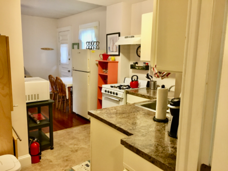 314 Nahatan St - Photo 2 of 11