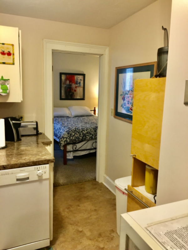 314 Nahatan St - Photo 3 of 11