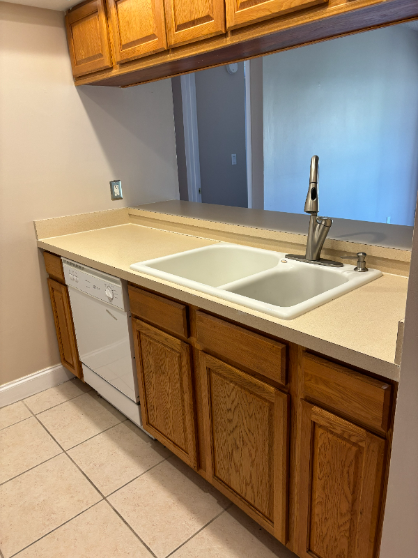 746 Nw Fork Rd - Photo 3 of 20