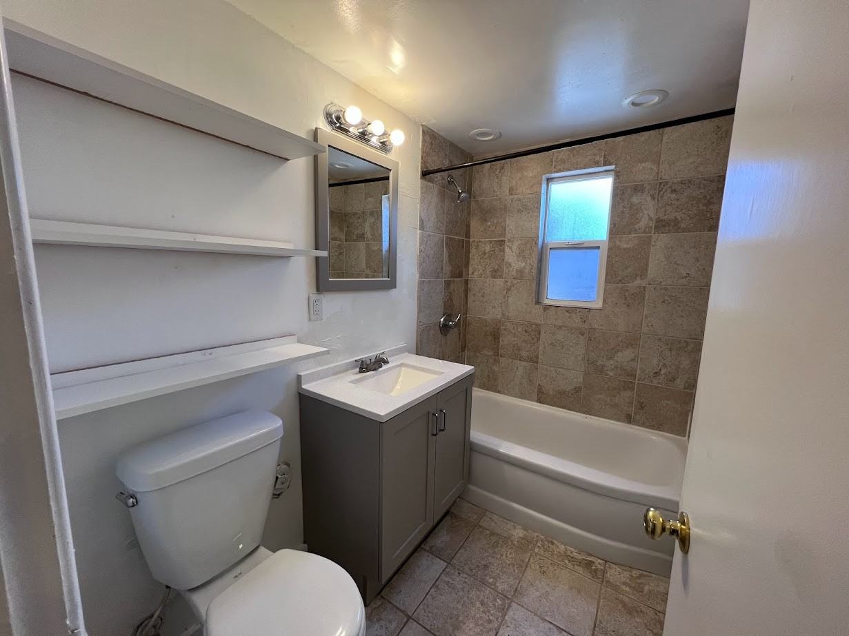 1225 E 600 S #4 - Photo 6 of 11