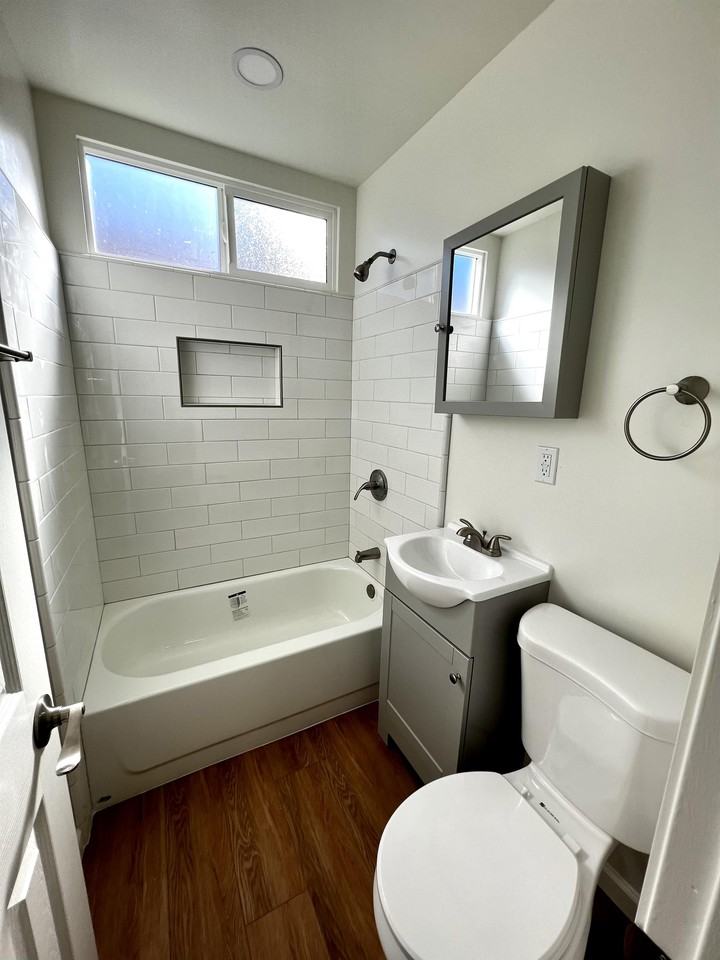 80 8th Pl #8 - Photo 6 of 7