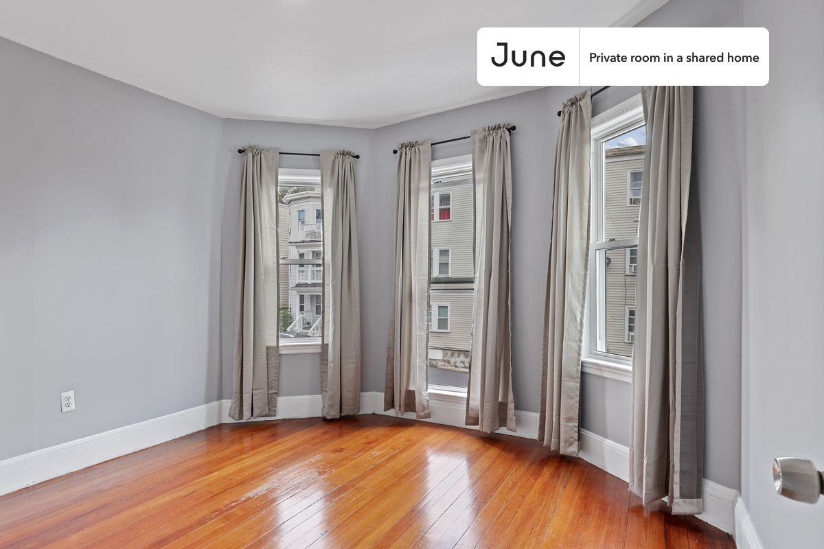368 Park St #A - Photo 2 of 13