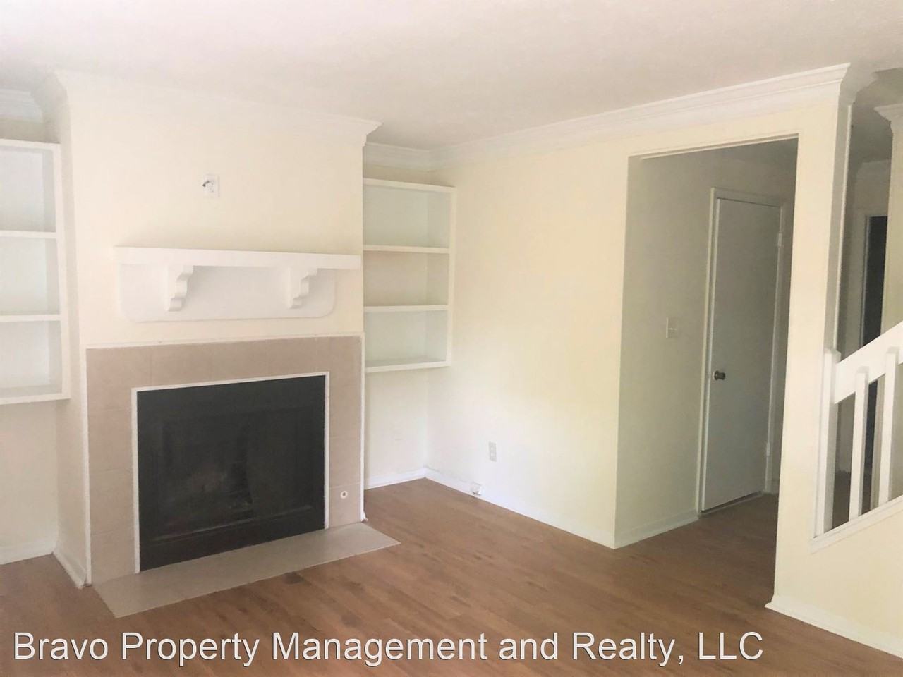 3072-3078 Destin Circle - Photo 2 of 12