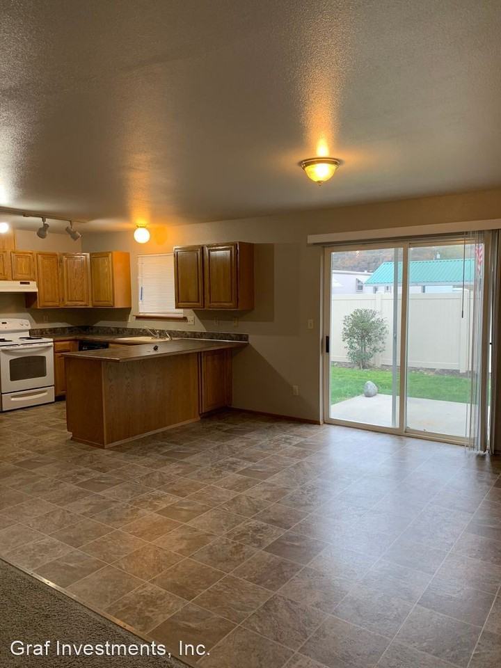 Cascade Loop - Photo 2 of 12