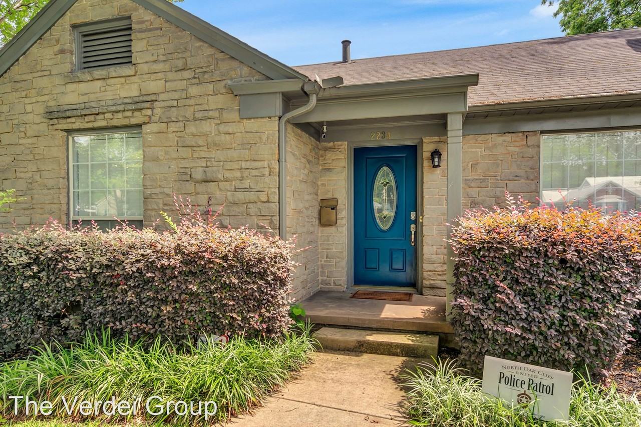 2234 W Colorado Blvd - Photo 2 of 22