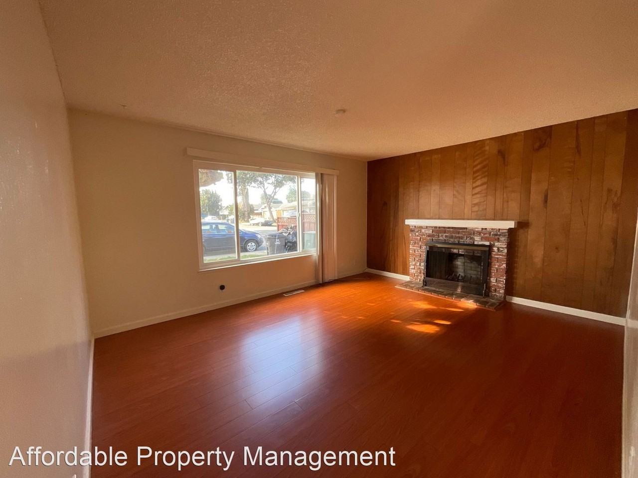 34800 Perry Rd - Photo 3 of 14