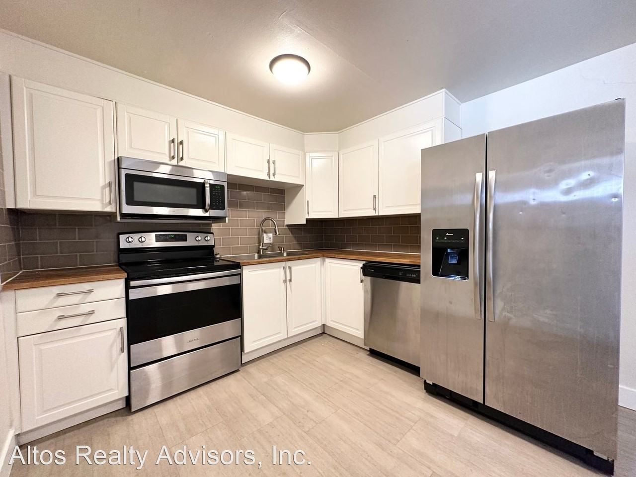 4540-4546 Everett Ct - Photo 2 of 22