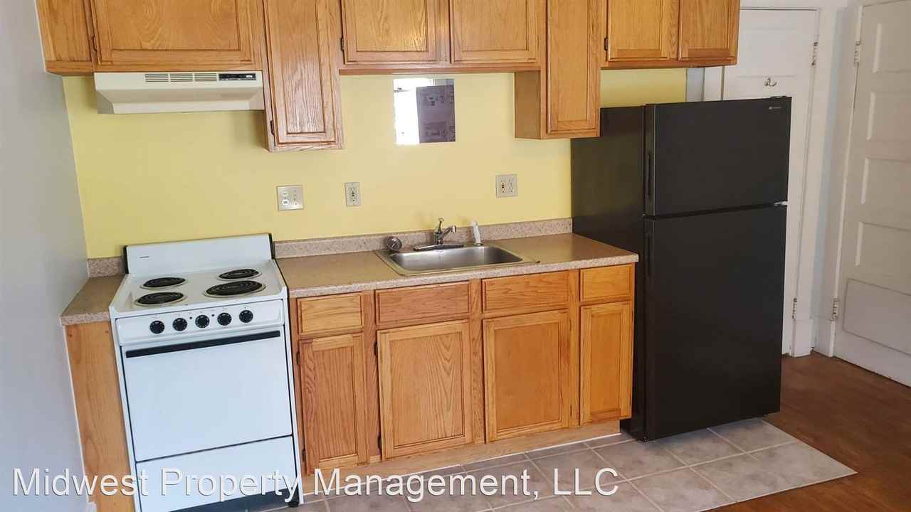 900 Rogers St - Photo 3 of 4