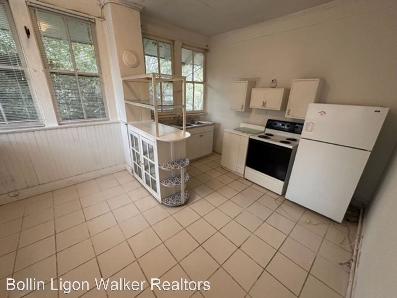 2827 Pickett Street - Photo 3 of 5