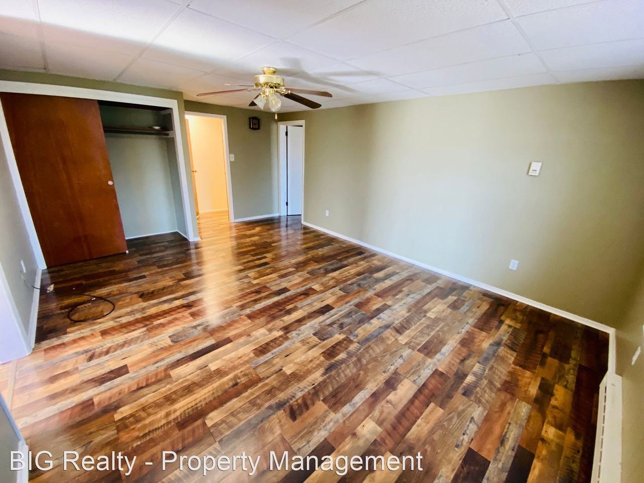 101 N Centre Ave - Photo 3 of 8