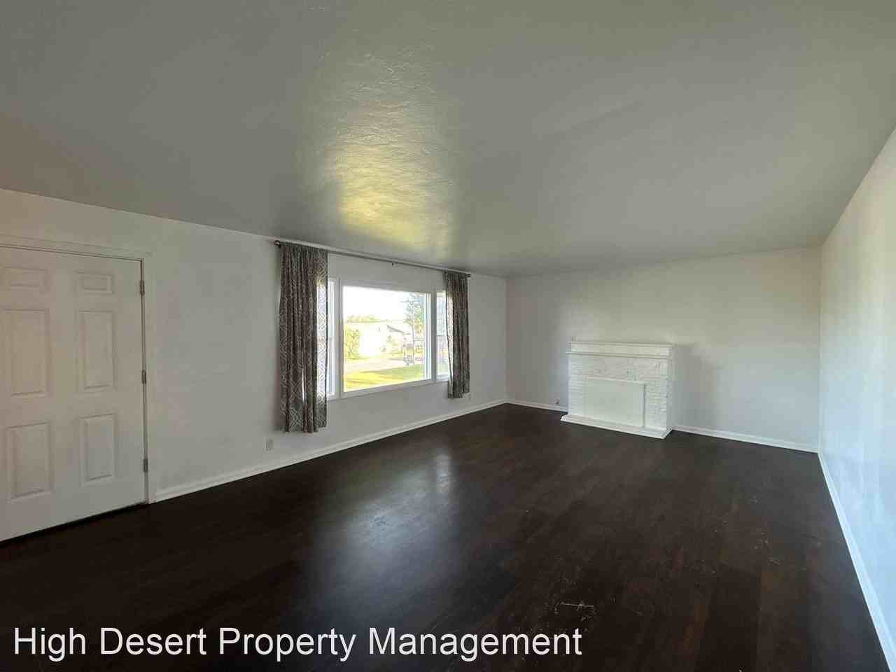 1183 Sw Murray St - Photo 3 of 19