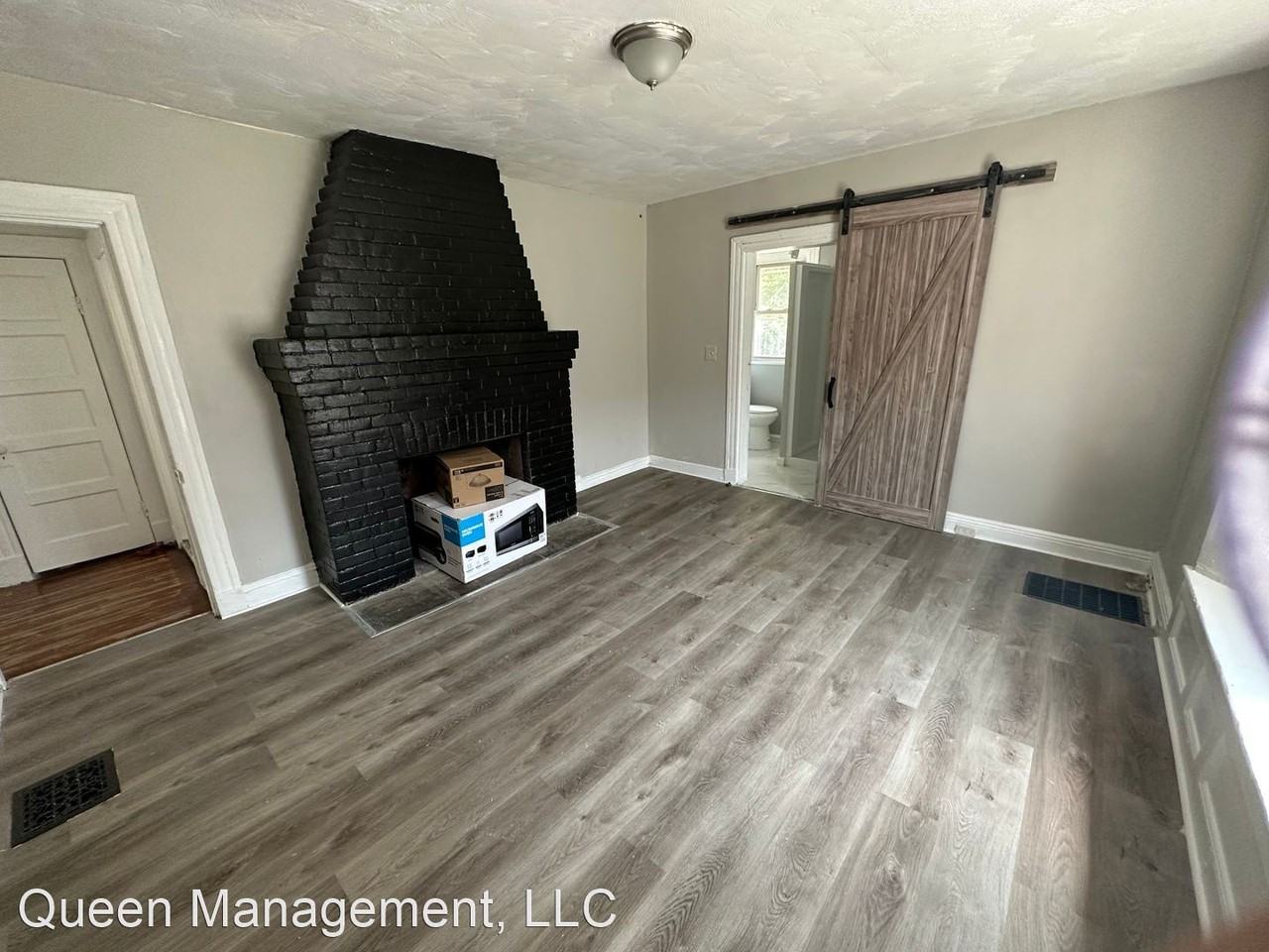 87 Oak Grove Ave - Photo 2 of 16