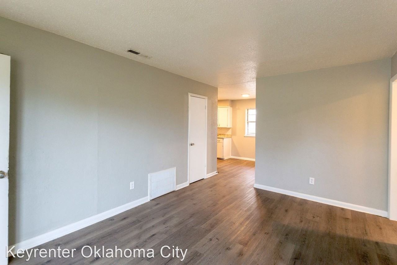 3505 Sw 20th St - Photo 2 of 24