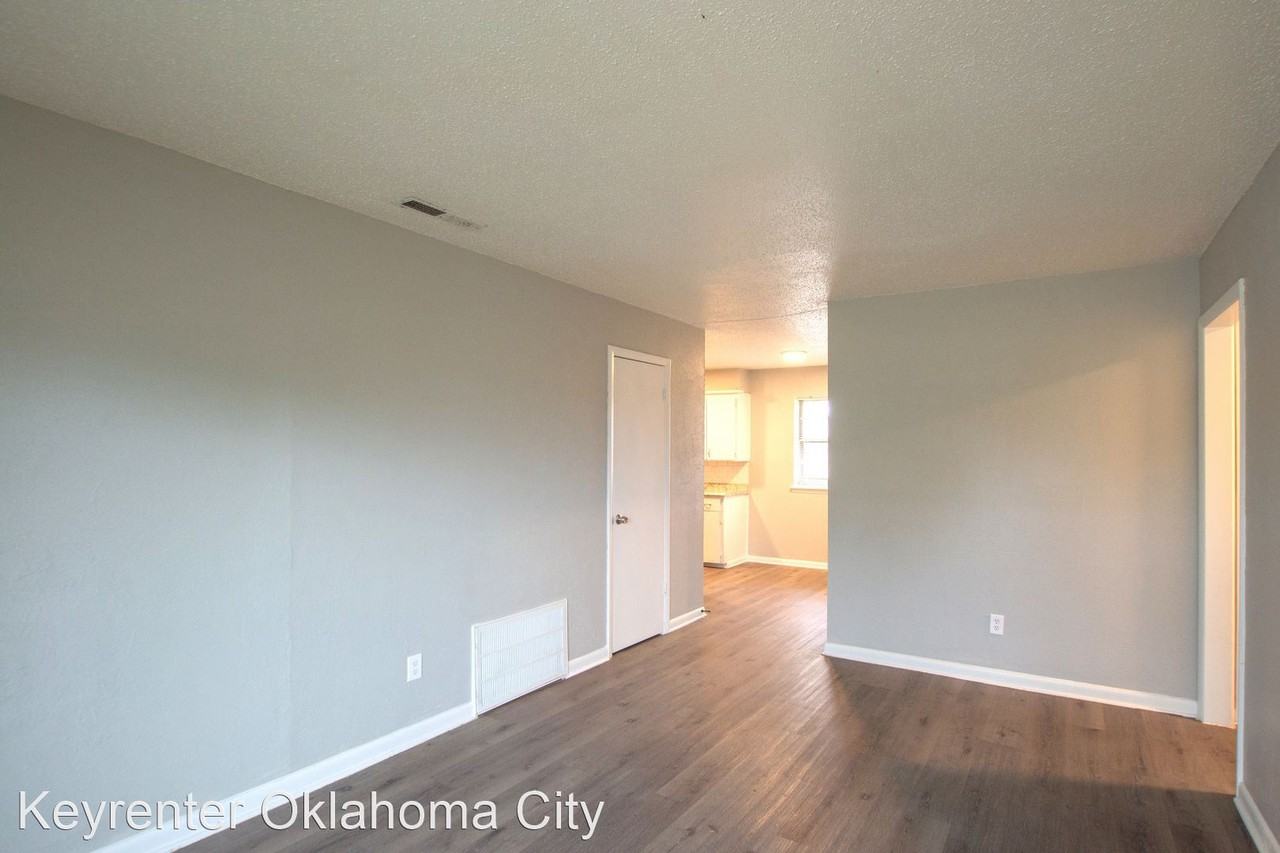 3505 Sw 20th St - Photo 3 of 24