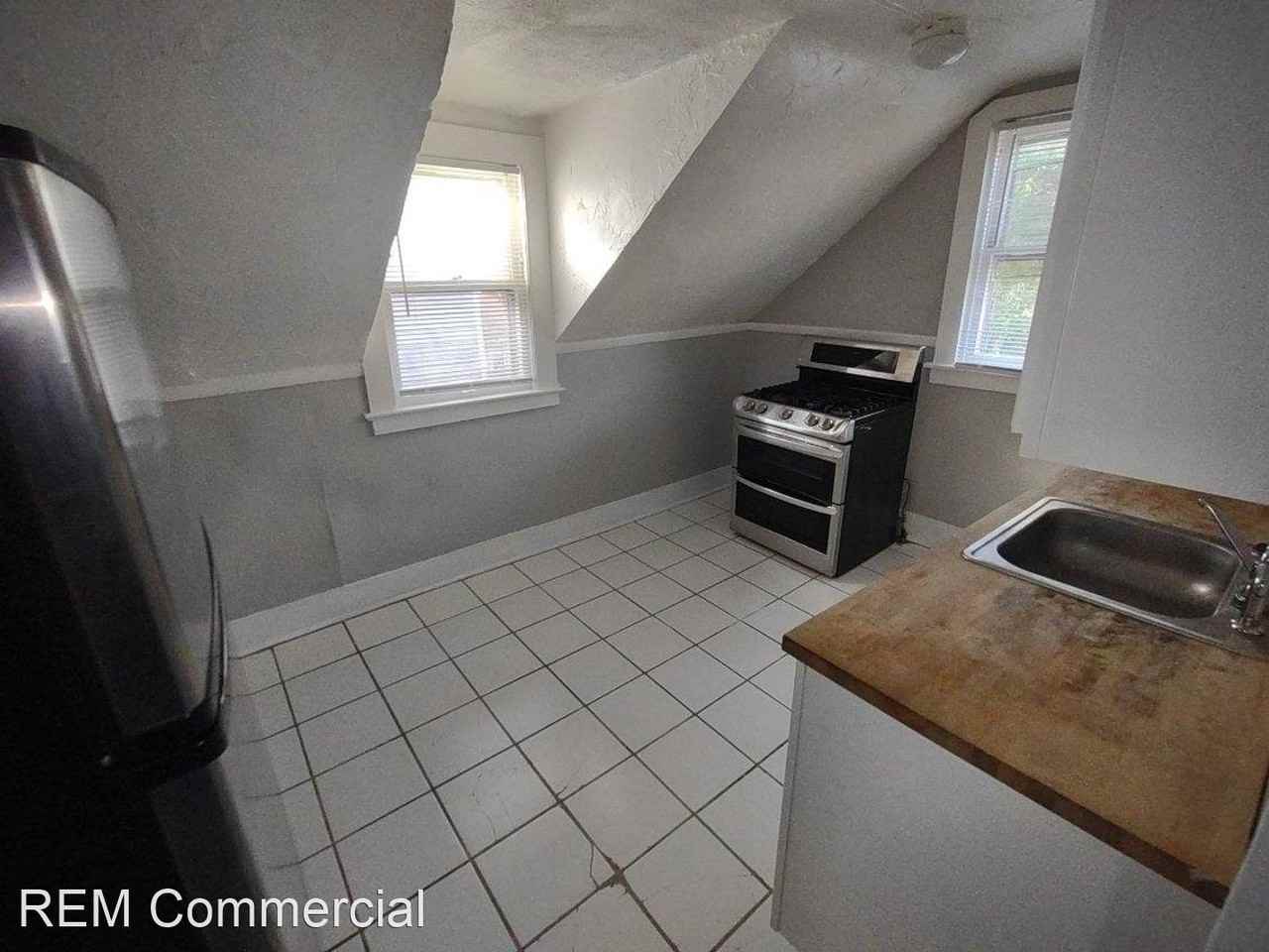 1336 W 95th St - Photo 3 of 7