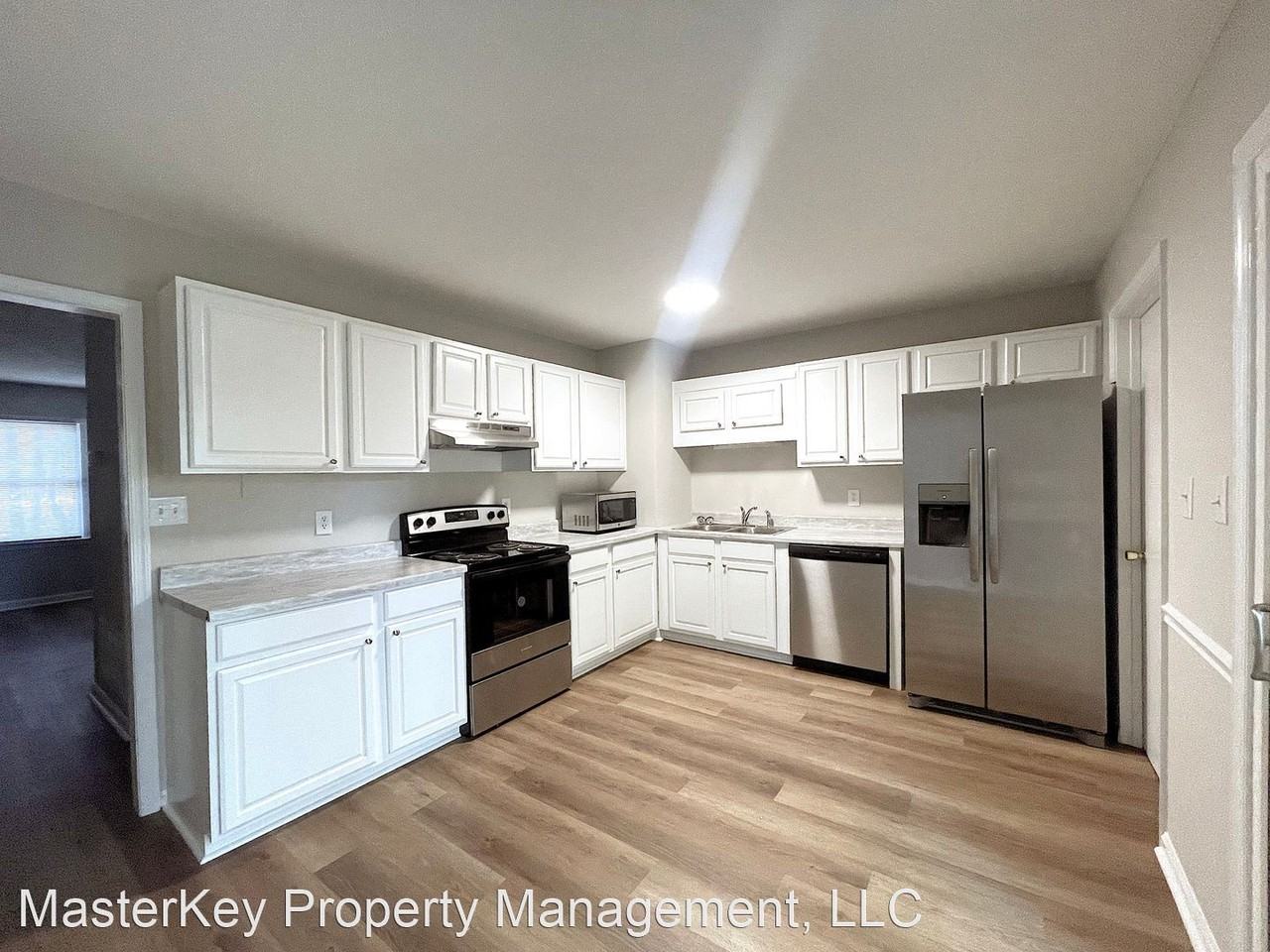 6712 Glendower Rd - Photo 3 of 13