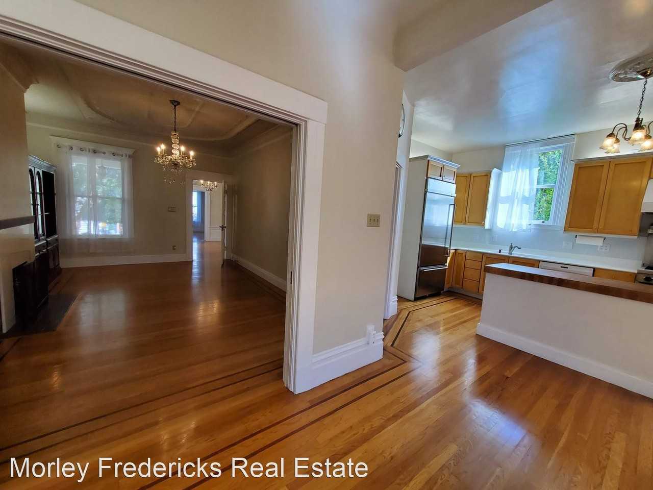 252 Diamond St - Photo 2 of 32