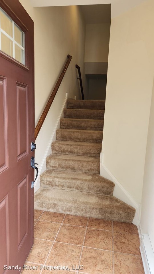 730 Stonehouse Way - Photo 3 of 28