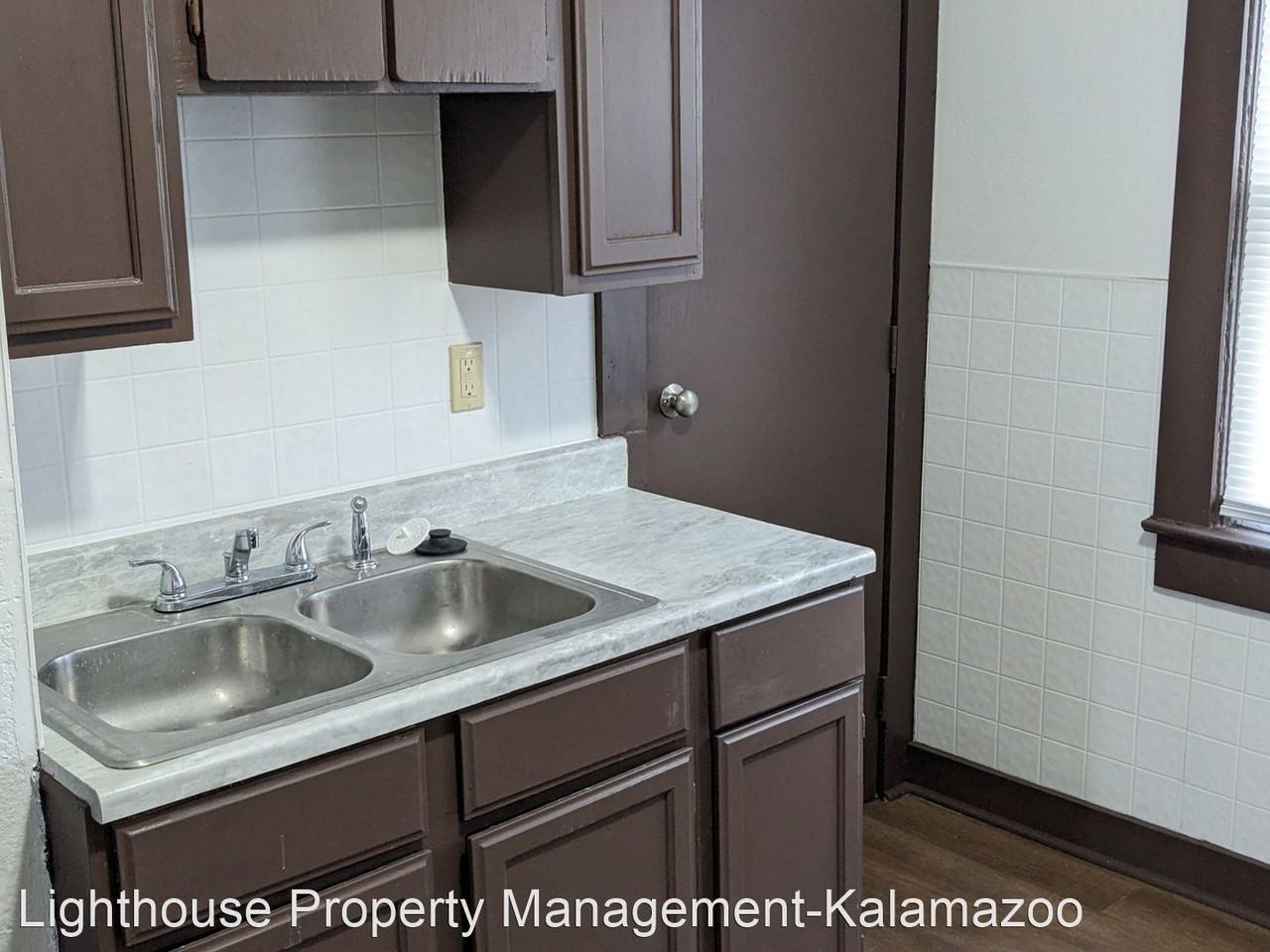 1349 Krom St - Photo 3 of 17