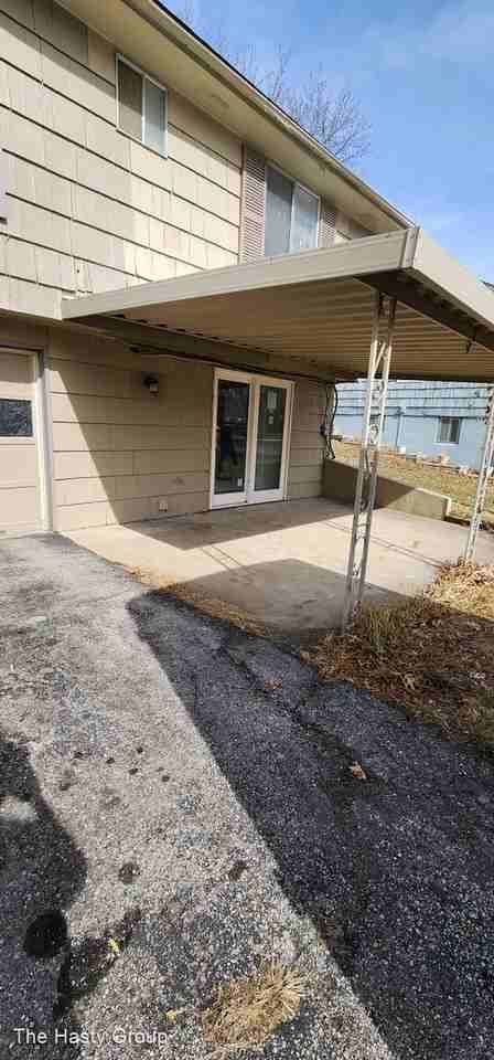 7809 E 87th Street - Photo 2 of 14