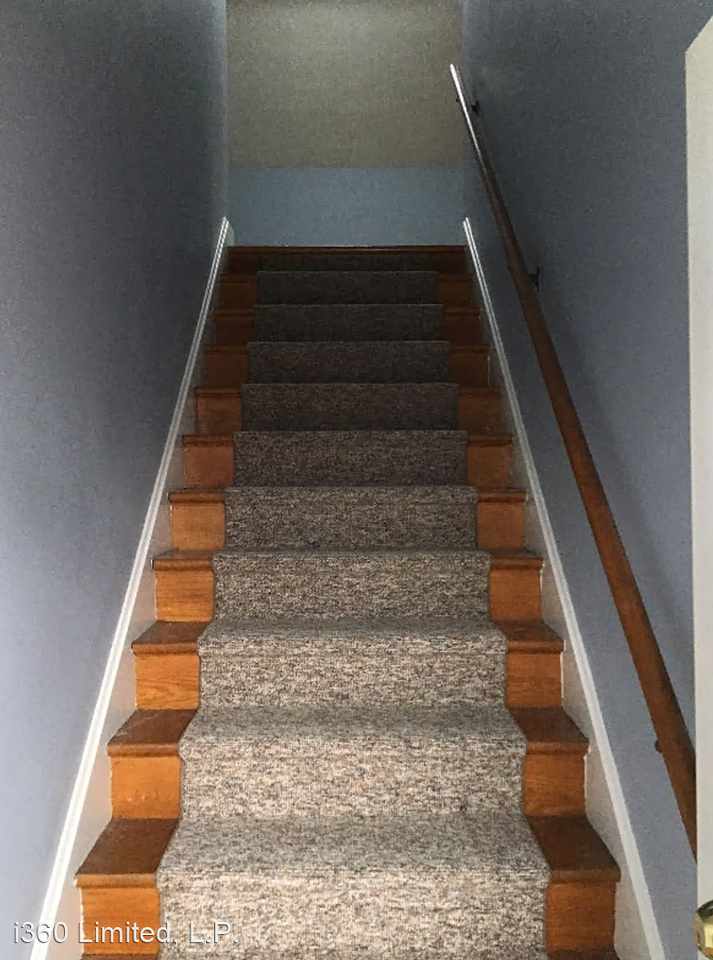 334 Norland Ave - Photo 2 of 27