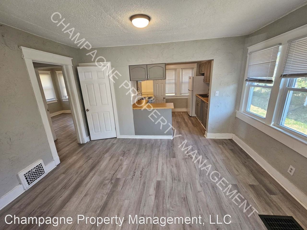 2420 E 68th St - Photo 3 of 9