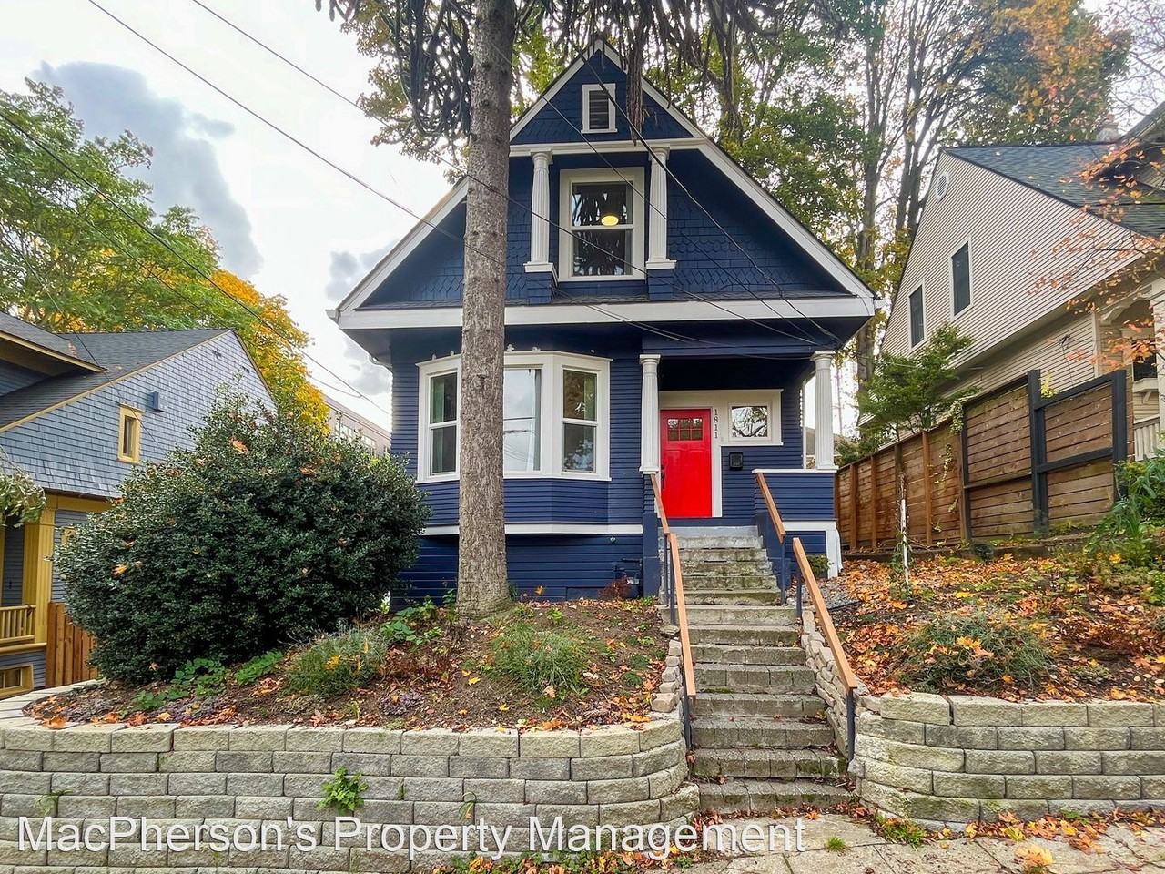 1811 E Howell St - Photo 2 of 25